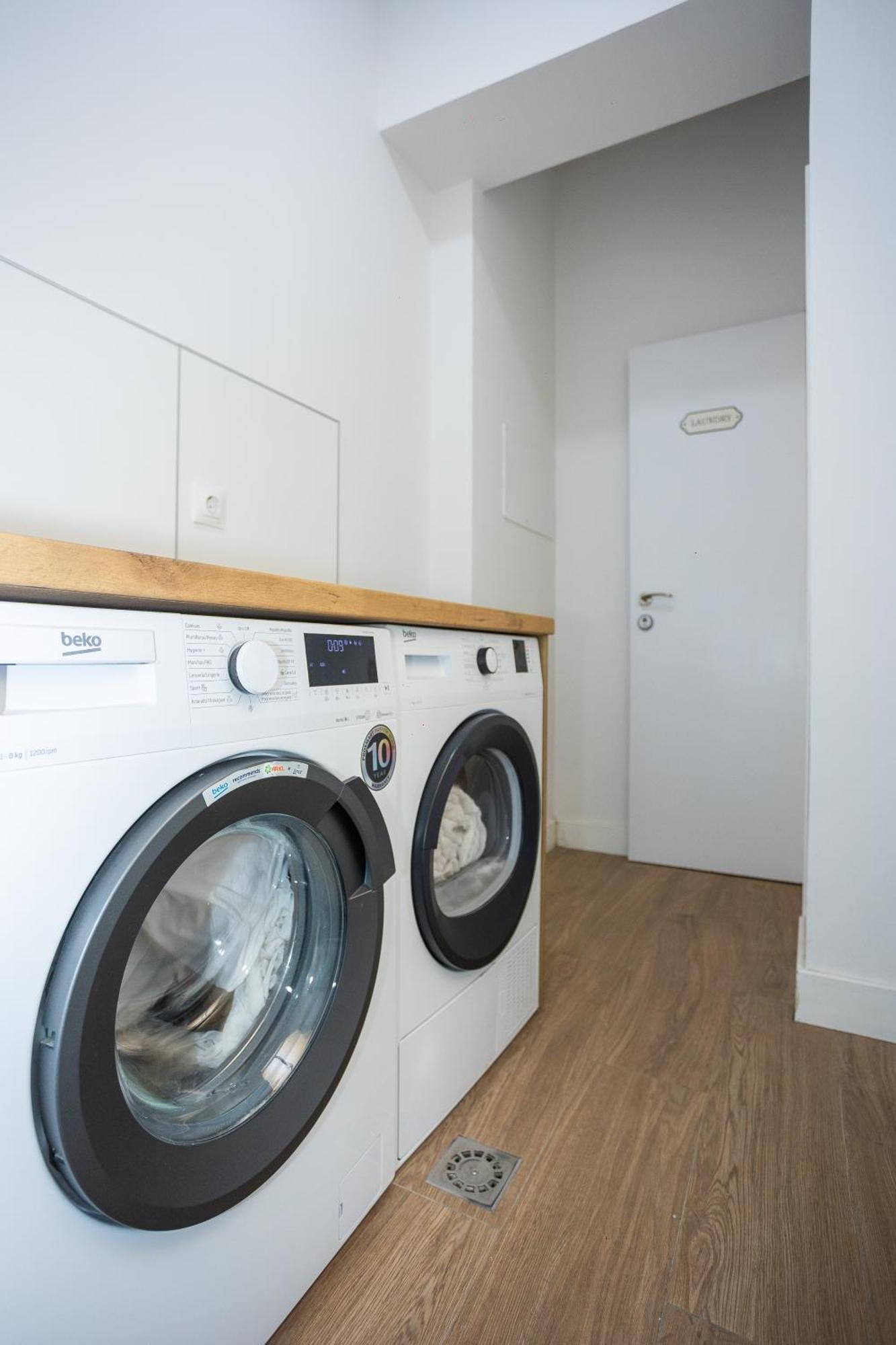Chinitas Urban Apartments マラガ エクステリア 写真